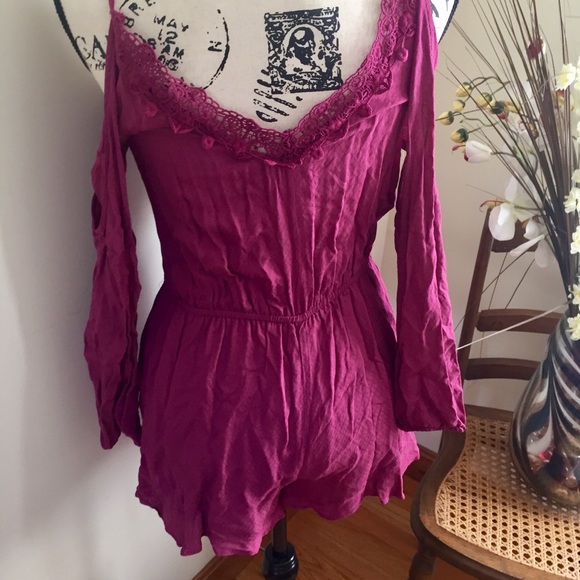 Urban Outfitters cold shoulder Playsuit jumper S - Picture 5 of 8